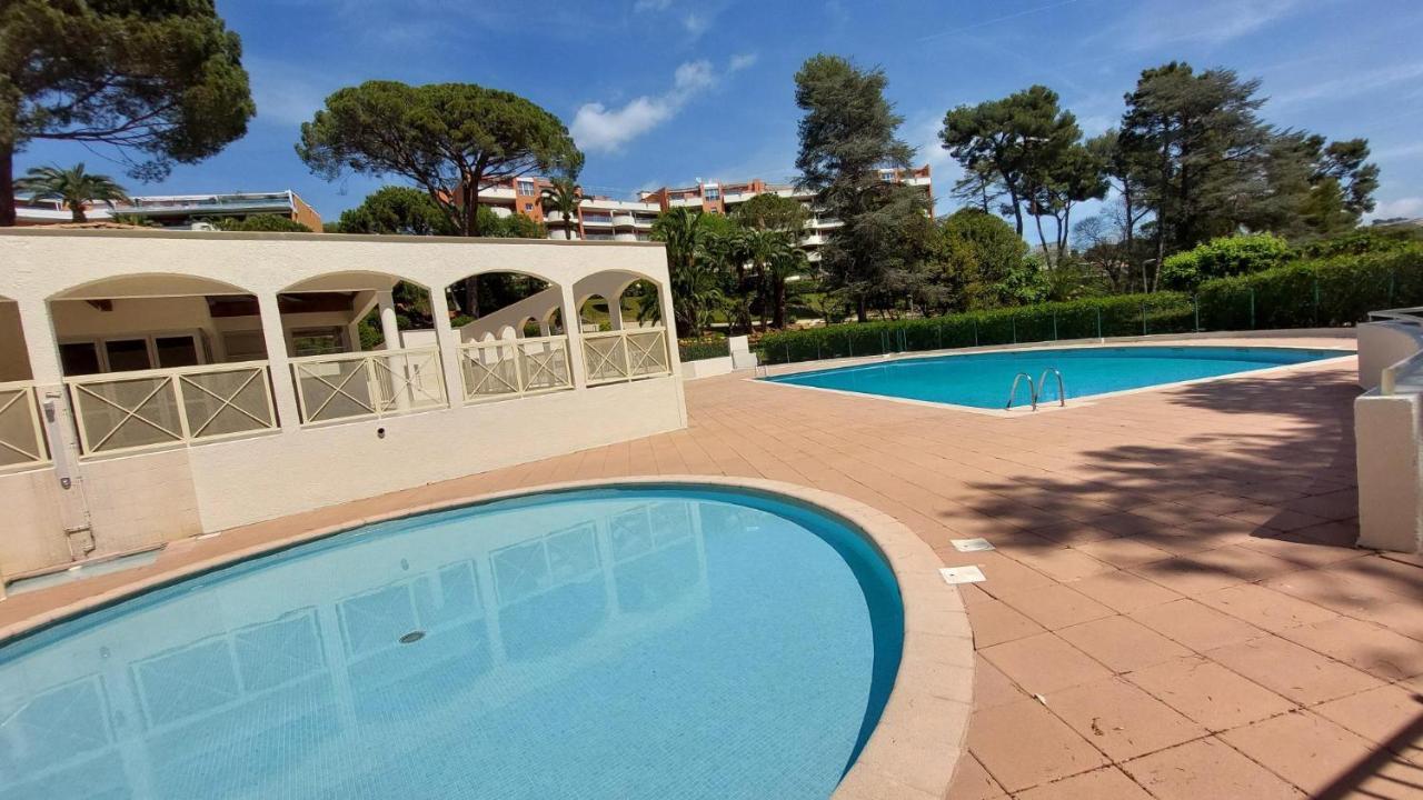 Charmant Appartement Residentiel Avec Terrasse, Jardin Privatif Et Piscine A Cannes Exteriér fotografie