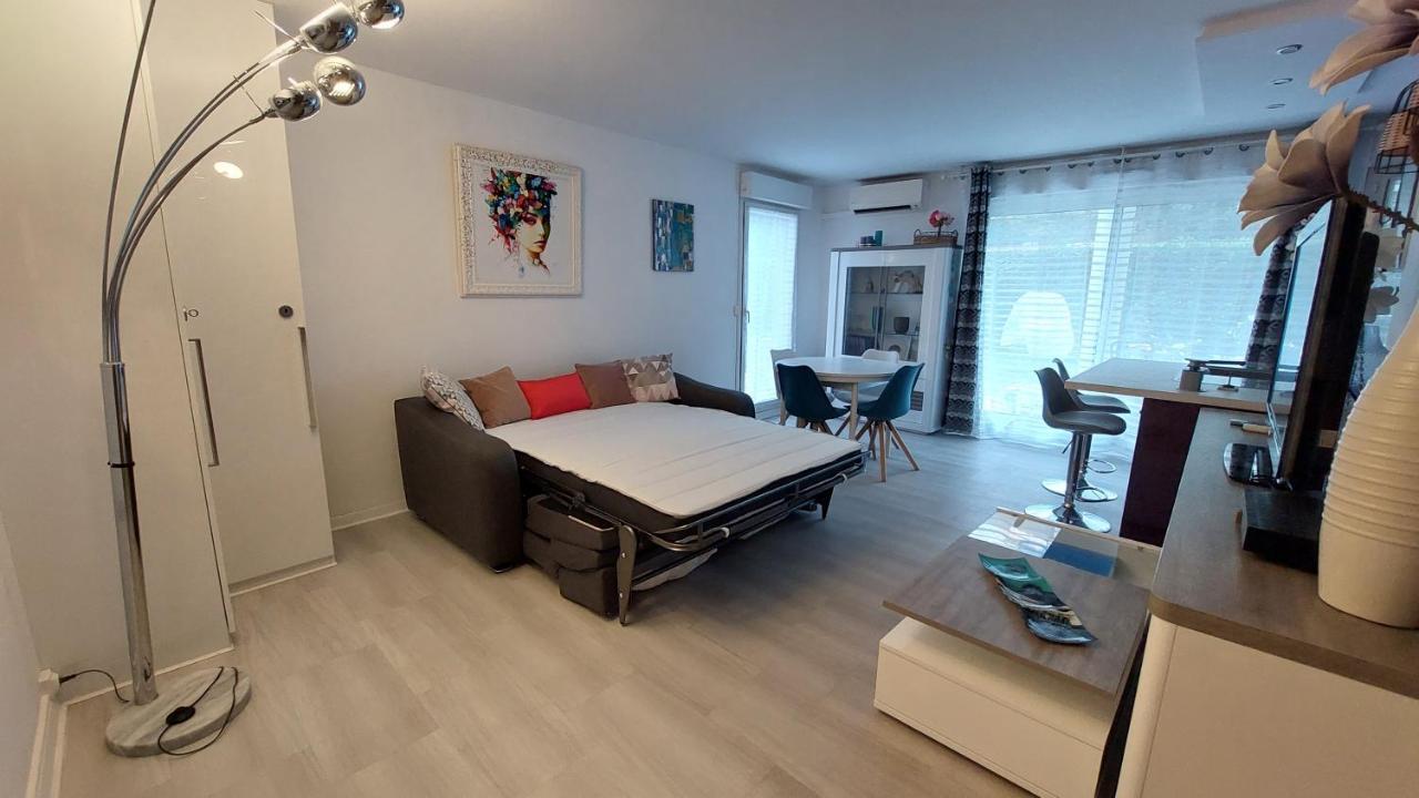 Charmant Appartement Residentiel Avec Terrasse, Jardin Privatif Et Piscine A Cannes Exteriér fotografie