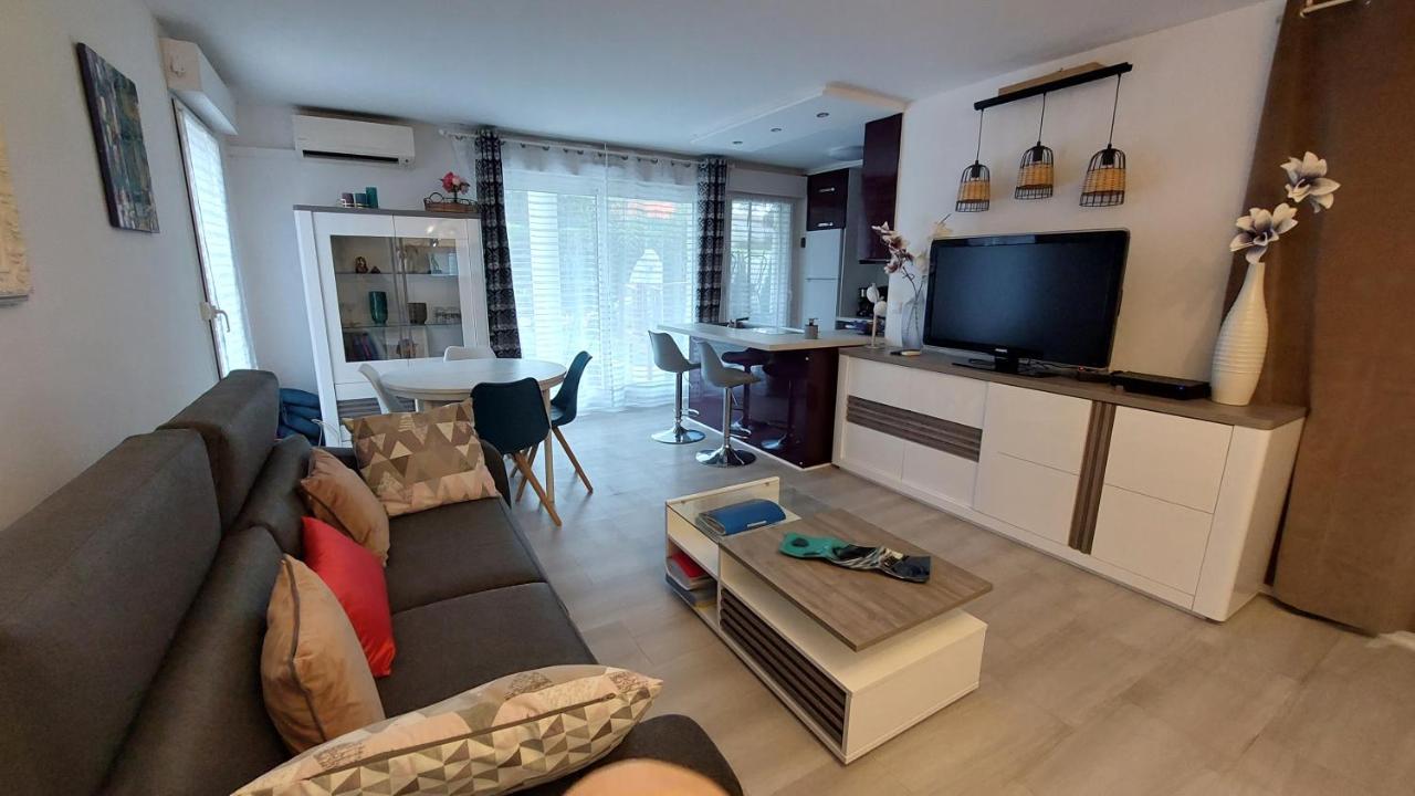 Charmant Appartement Residentiel Avec Terrasse, Jardin Privatif Et Piscine A Cannes Exteriér fotografie