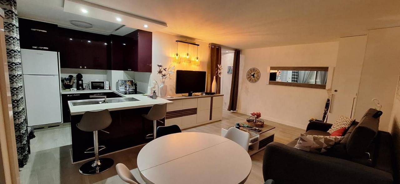 Charmant Appartement Residentiel Avec Terrasse, Jardin Privatif Et Piscine A Cannes Exteriér fotografie