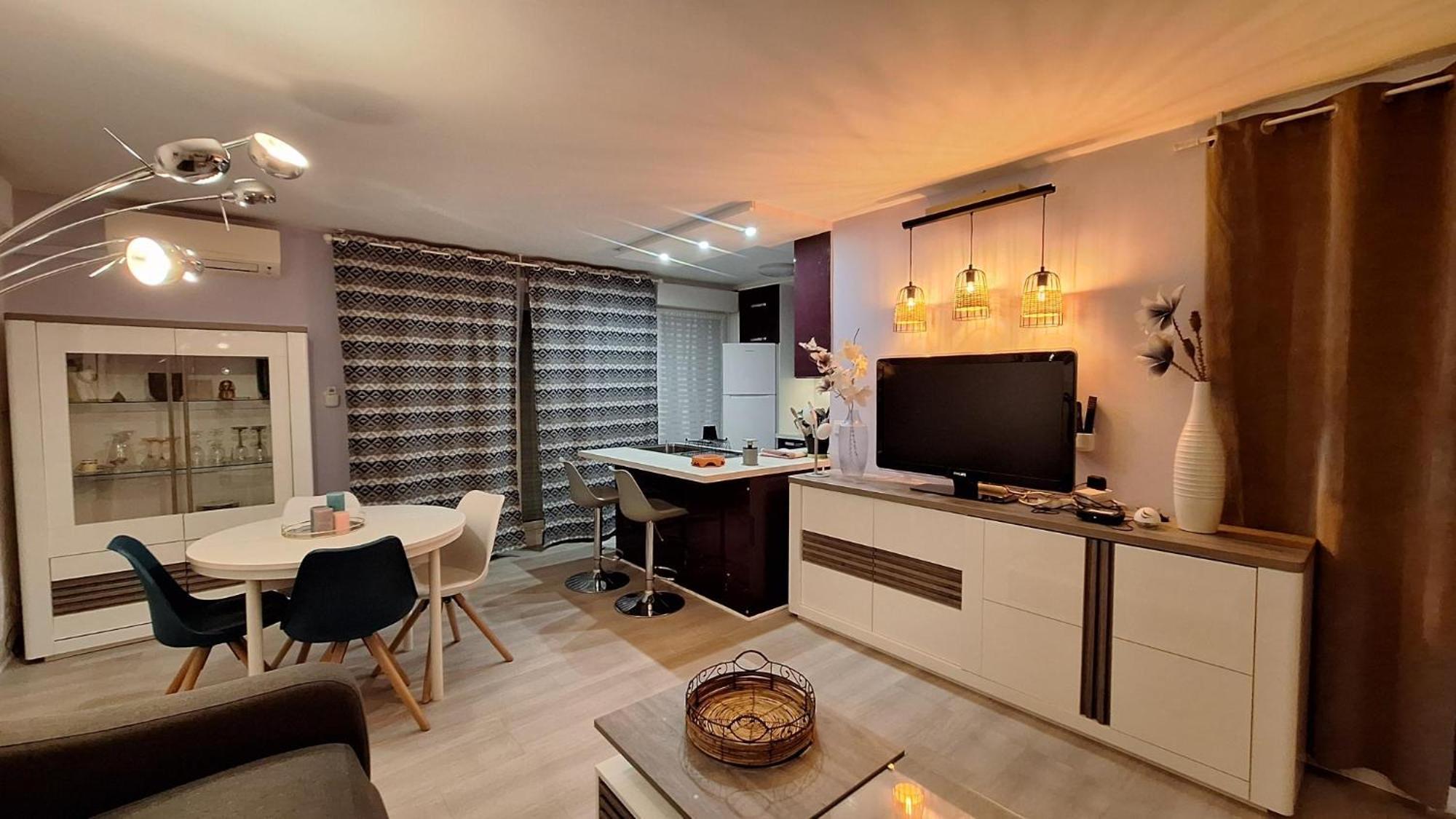 Charmant Appartement Residentiel Avec Terrasse, Jardin Privatif Et Piscine A Cannes Exteriér fotografie